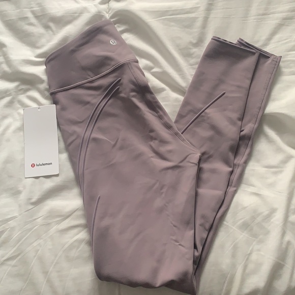 Lululemon get in line leggings - Picture 2 of 5